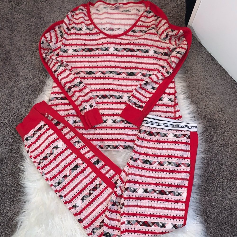 Victoria Secret Pajama Set
